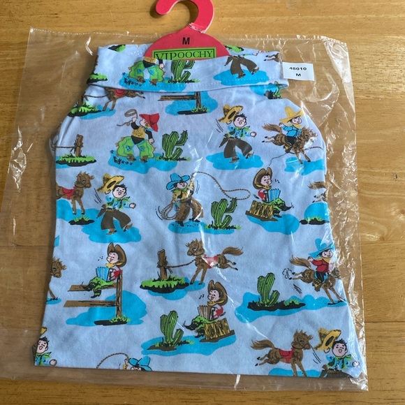 Vipoochy Other - ! Vipoochy Pet Pooch boutique dog fabric suit size M new